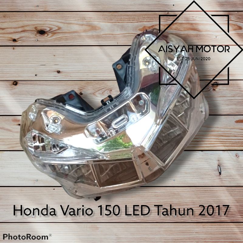 Reflektor Lampu Depan Honda Vario 150 Led Tahun 2017