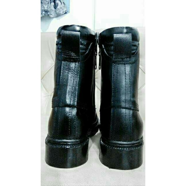 Sepatu PDL Kulit Sintetis