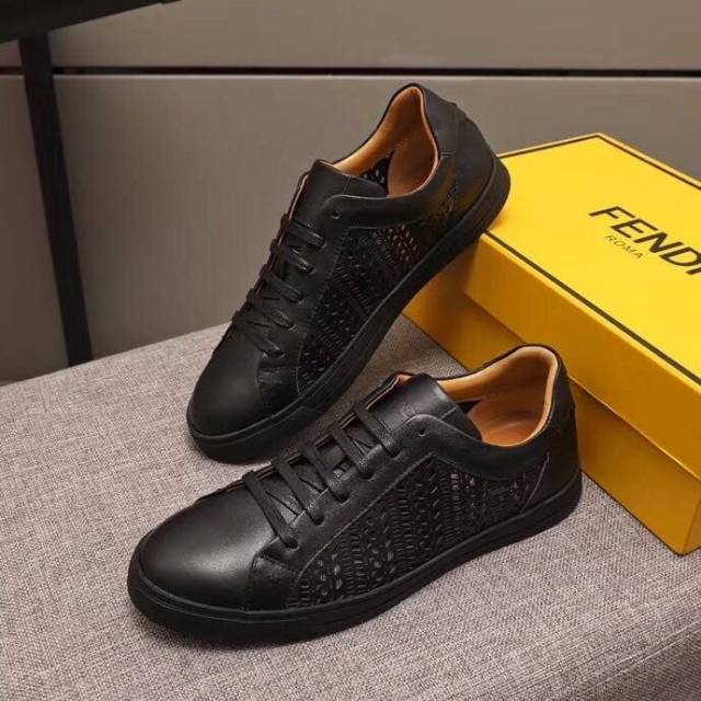 Sepatu fendi sneaker mirror quality shoes pria casual