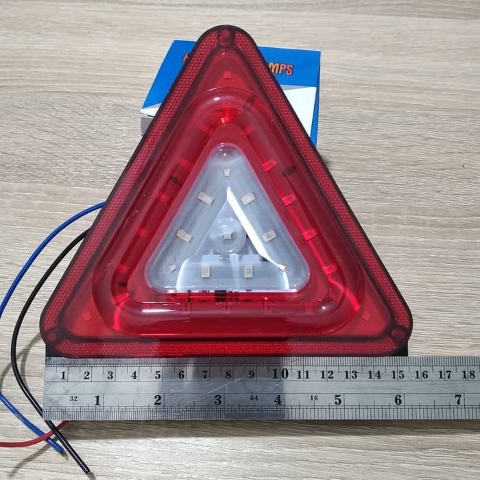 Lampu Segi Tiga /Lampu LED Truk Variasi 24V