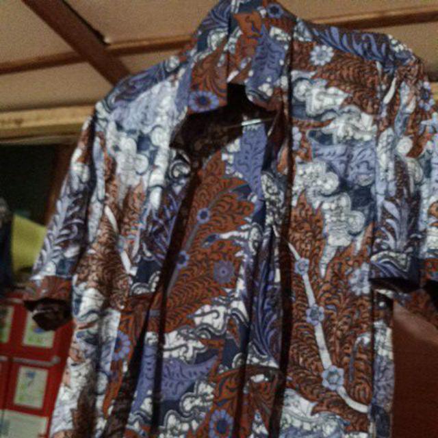 Baju Batik Pria // Batik Cowok // Batik Slimfit / Batik Modern // Batik Premium Pendek