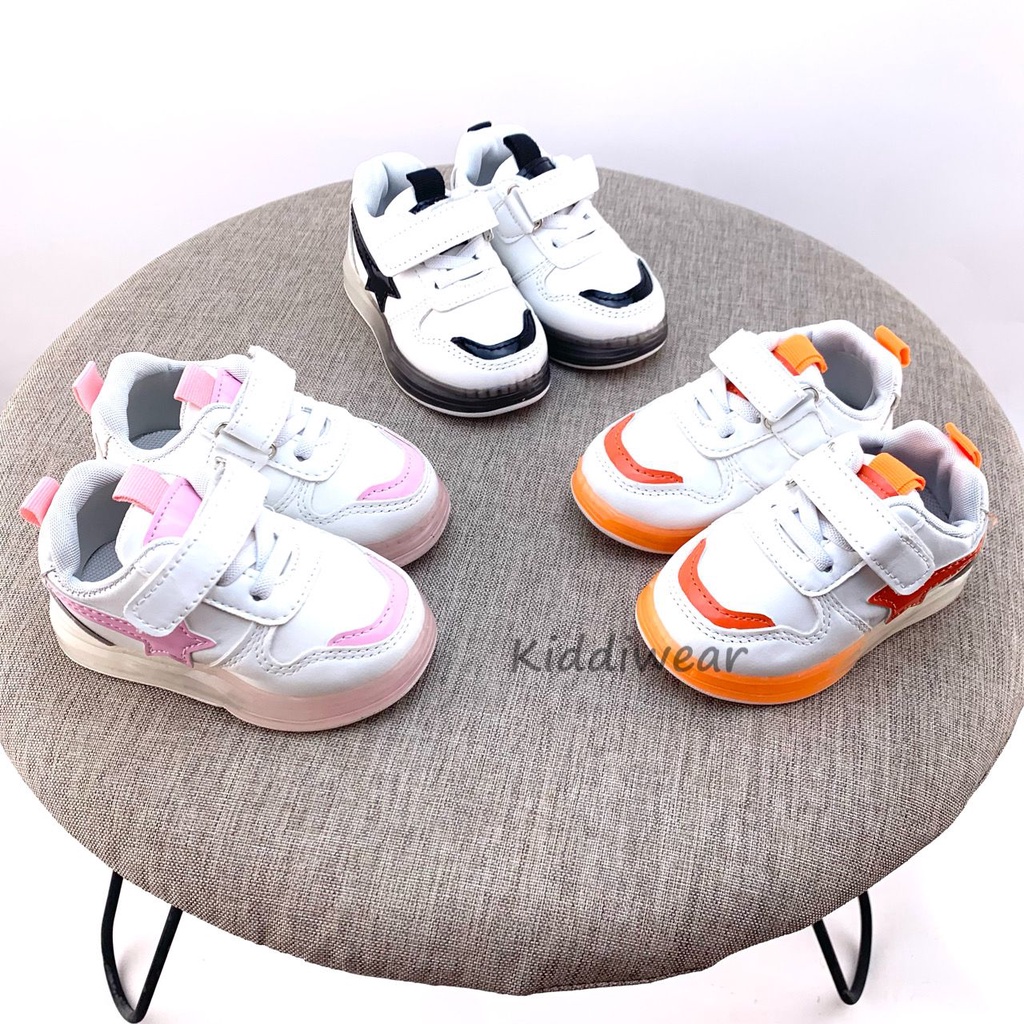 (Kiddiwear) Sepatu anak Led / Sepatu Anak Casual Import Usia 1-5 Tahun MBK60