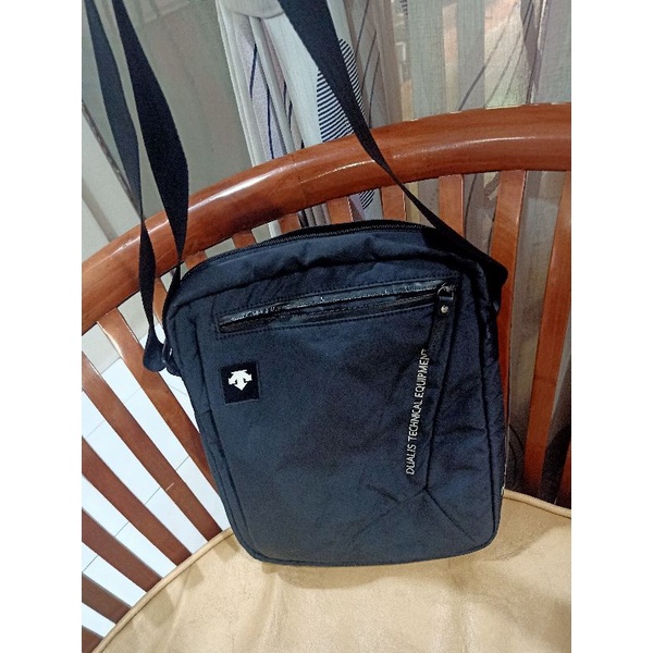 Tas sling selempang descente original second