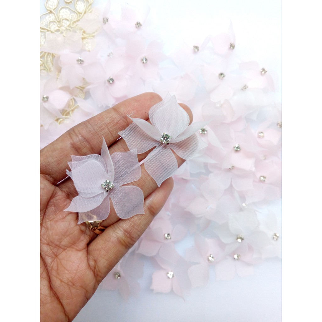 bunga organza sakura/4cm/1MT.2K/kebaya/brukat/bridesmaid/bunga3d/isi 12pcs