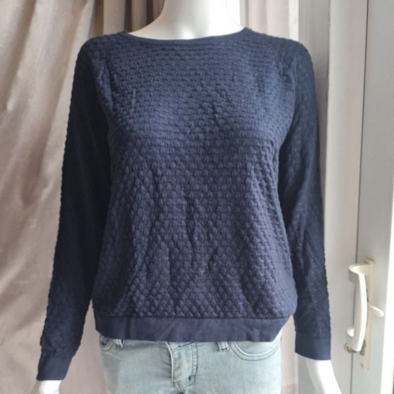 Sweater wanita merk PDI JEANS (LD 100cm) size XL navy size L preloved