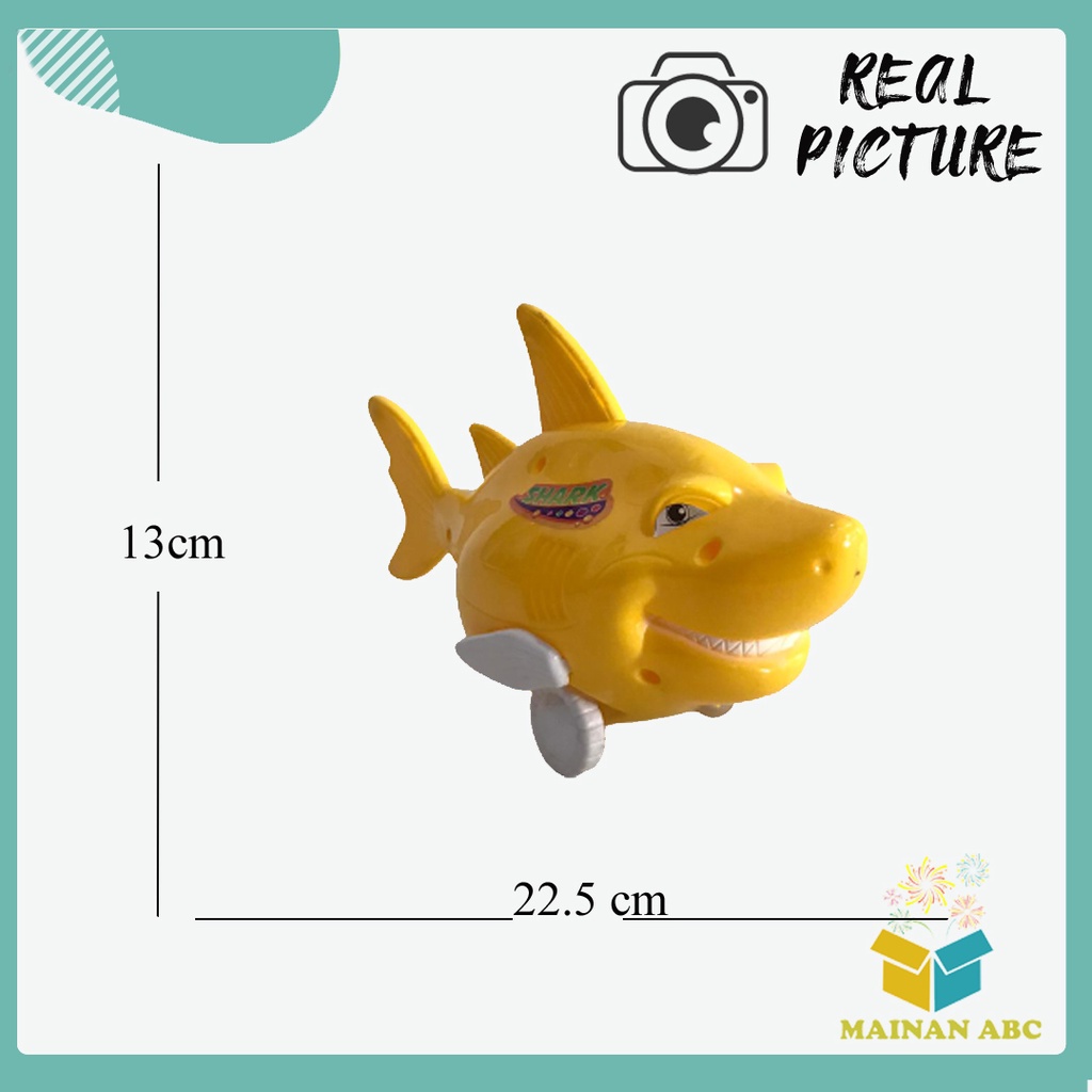 MAINAN IKAN HIU TARIK