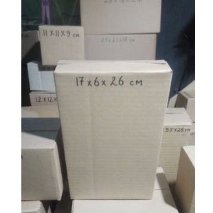 

Kardus 17x6x26 cm Baru tebal polos luar dalam