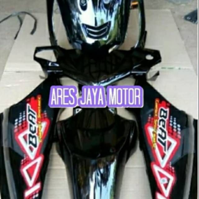 Kaper bodi alus hitam dan spakbor belakang beat karbu