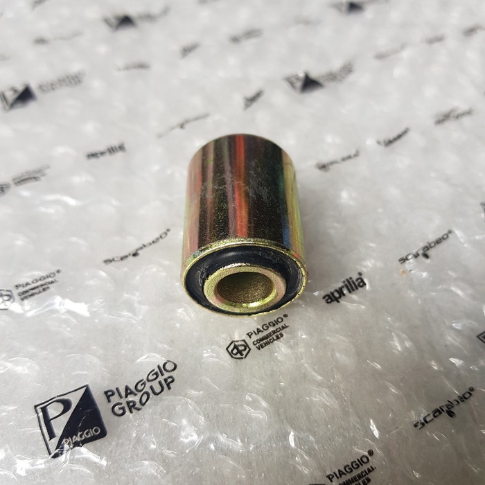 RUBBER BUSHING/DUDUKAN SHOCK BELAKANG PIAGGIO ZIP