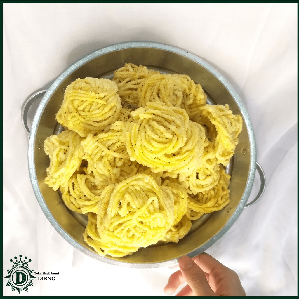 

Kerupuk Mie Kuning Gurih Siap Makan Merek Matahari 100gr 150gr 250gr