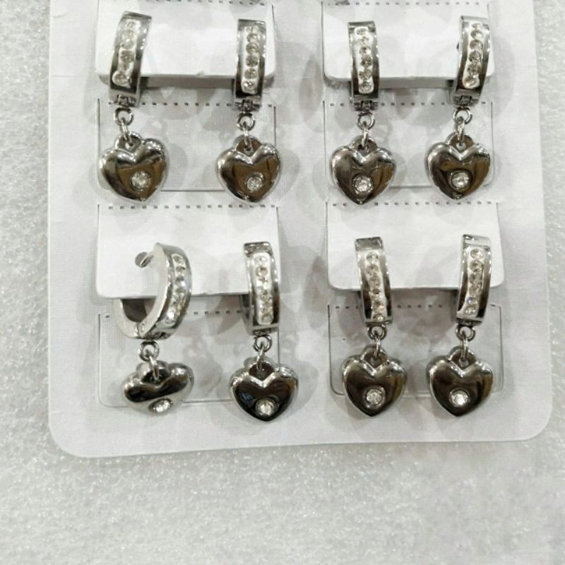 Anting Wanita Titanium Love mata satu anti karat selamanya