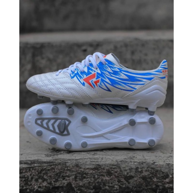 Sepatu Sepakbola Sevspo Kempo Garuda z7 (Putih Biru Merah)