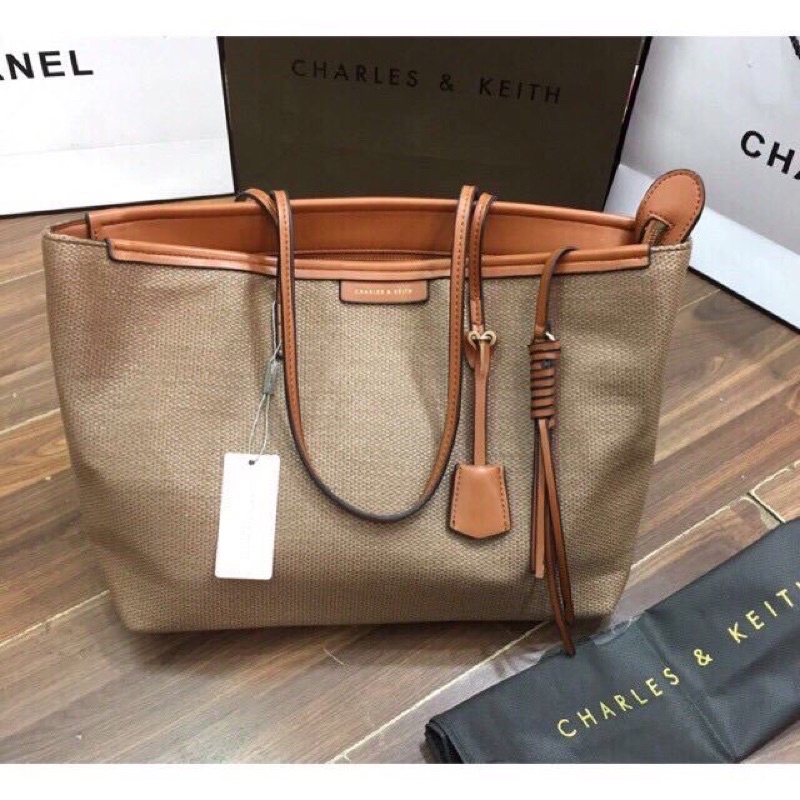 charles and keith textured tote bag