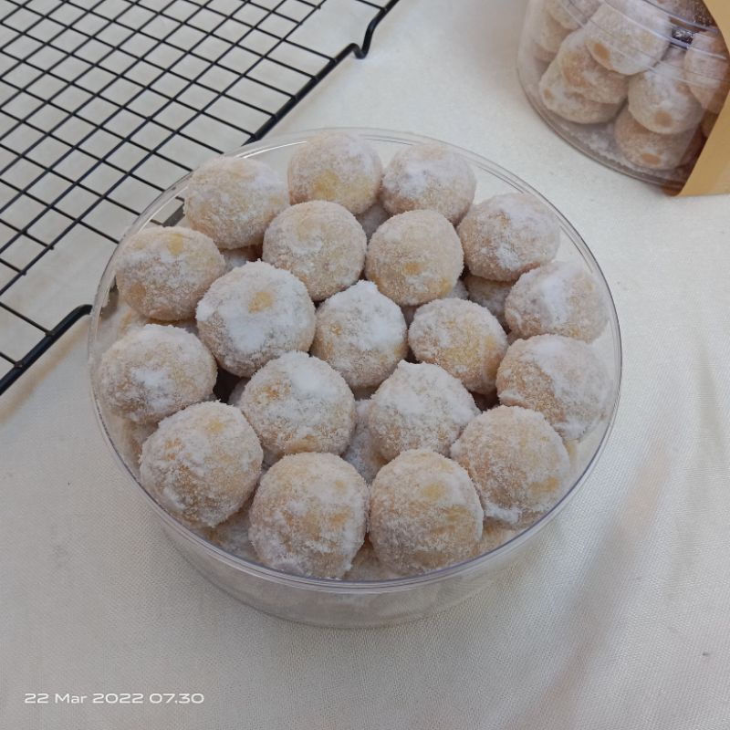 

KUE LEBARAN Salju Peanut