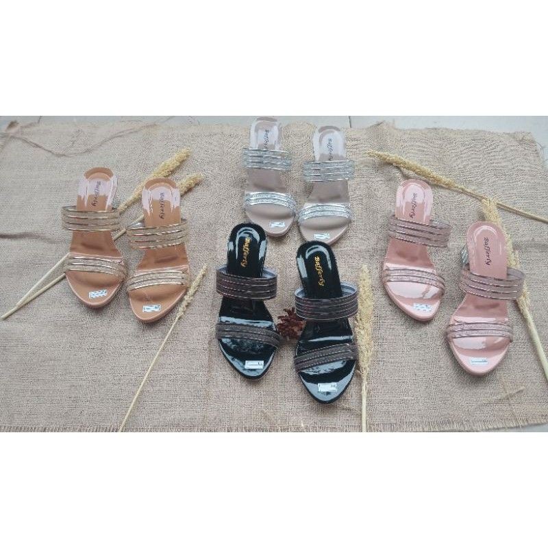 Sandal Hak Kaca Tinggi 3cm Sandal Kondangan