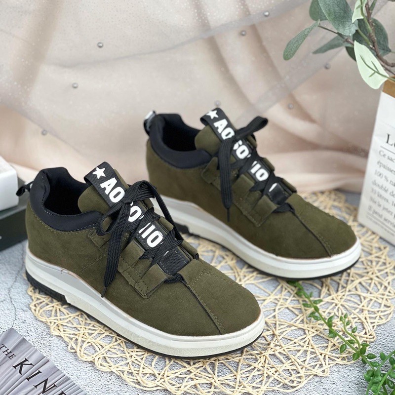 Sneakers r668 sepatu wanita import