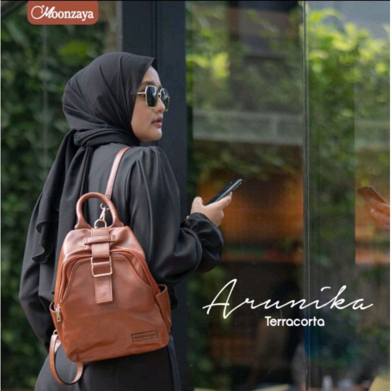 Moonzaya-back pack Arunika Moonzaya