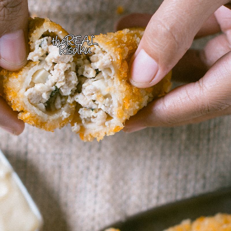 

theREAL Risolku/khususGRAb/Gojek/ayamkeju/isi 4 pcs