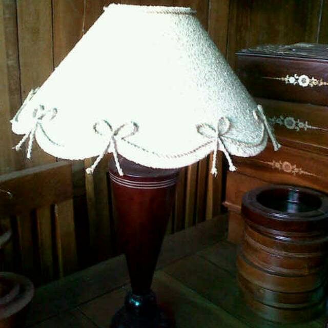 lampu duduk