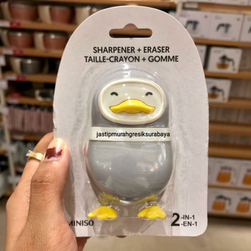 

PINGUIN SHAPE SHARPENER WITH ERASER MINISO PERAUT PENSIL DENGAN PENGHAPUS MINISO