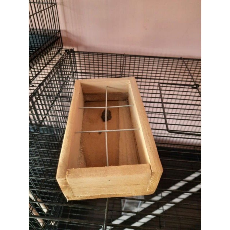 tempat pakan burung lovebird / tempat makan burung anti tumpah
