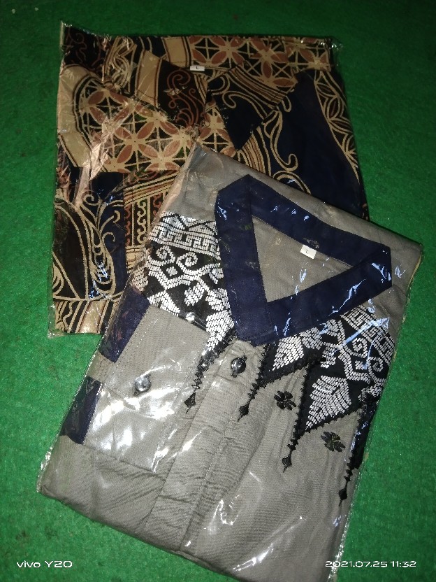 Emhabatik | Kemeja Batik Pria Lengan Panjang Couple Ada Beli Satu Bisa Ready Sragam