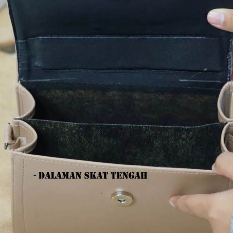 Tas Selempang Wanita Slot gawang dua bahan sintetis