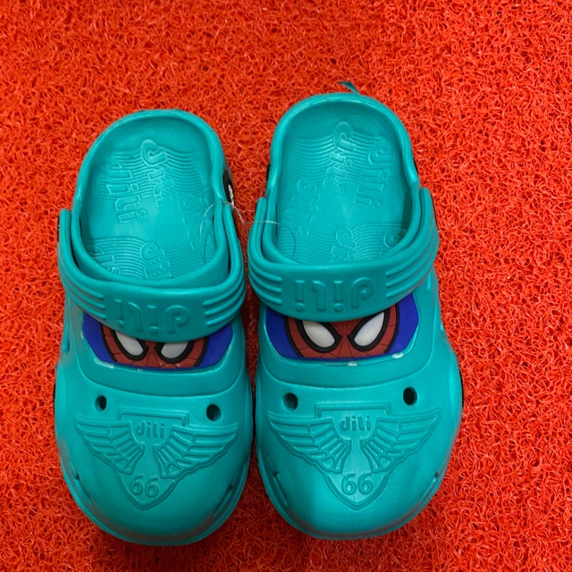 Sendal bakpao karakter spaiderman