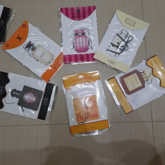 PARFUM MOBIL/PEWANGI RUANGAN/PEWANGI LEMARI