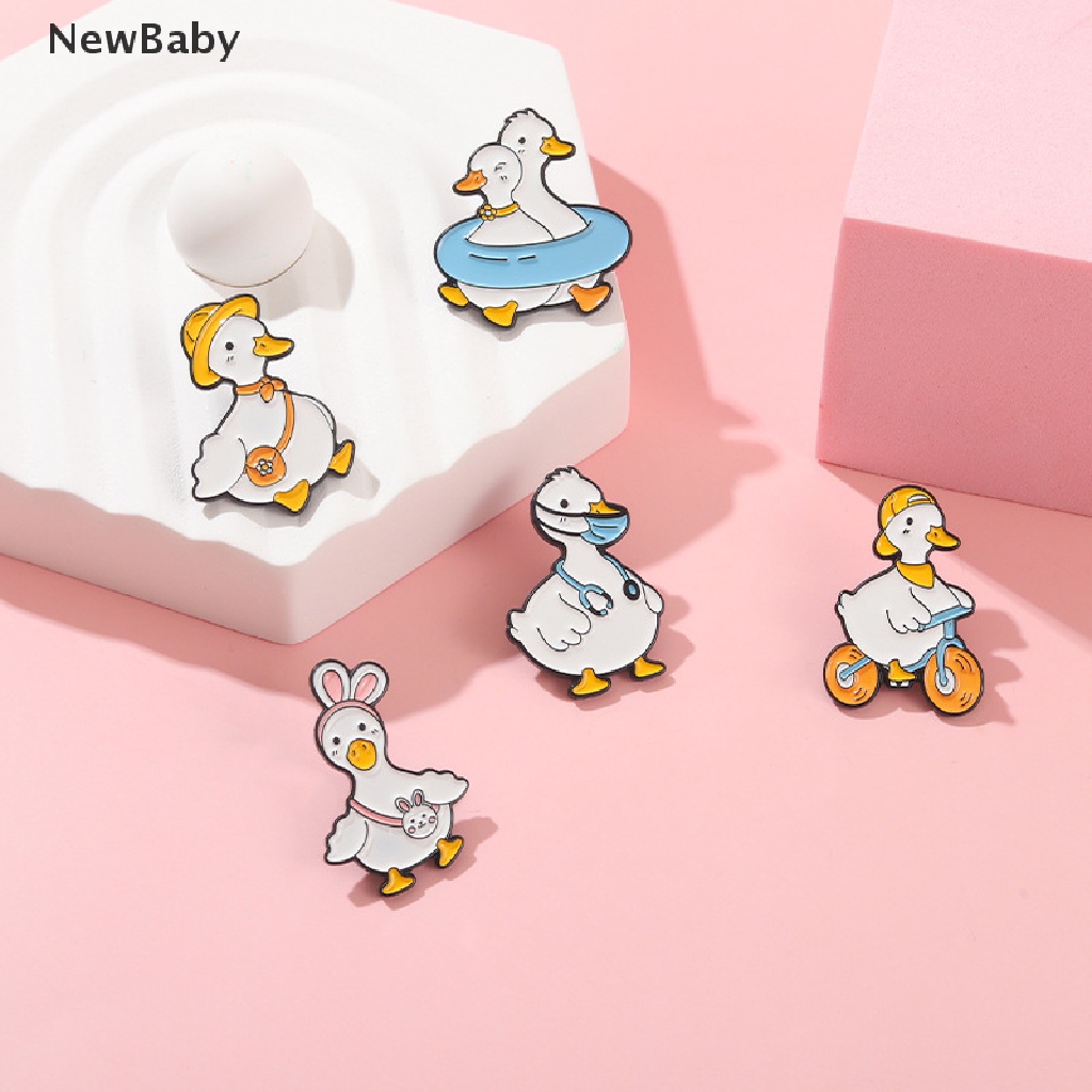 Newbaby Bros Pin Enamel Bentuk Bebek Kartun Untuk Aksesoris Taskerah Baju