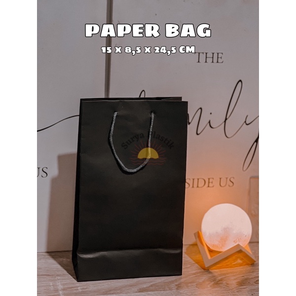

Paper Bag / Tas Kertas Polos Hitam Ukuran 15 x 8,5 x 24,5 CM