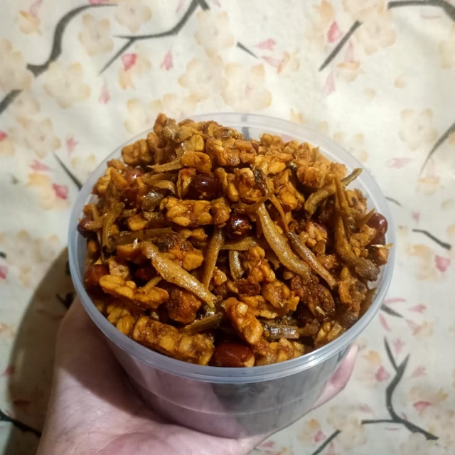 

Tempe Kacang Teri Jengki Gurih - Makanan Praktis