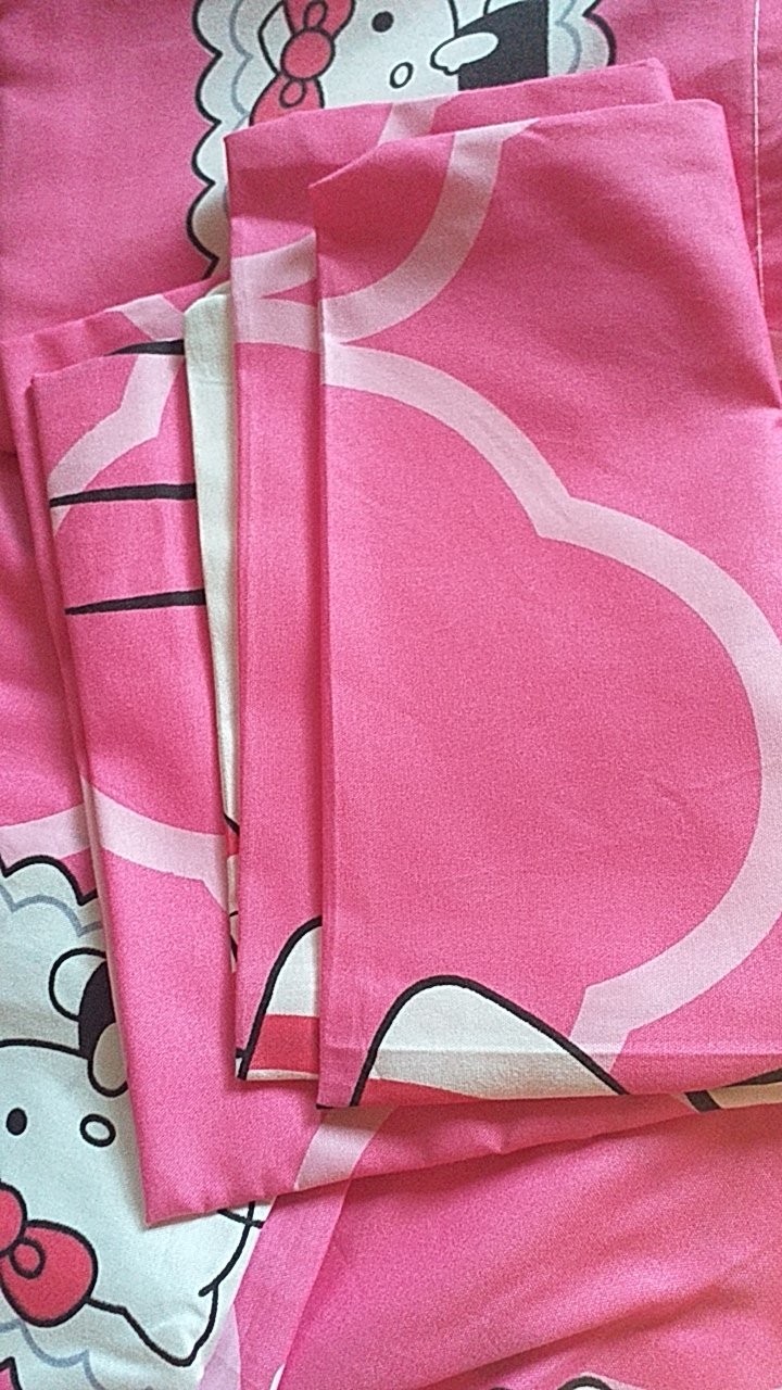 Sprei Homemade Kittty Family / Kity Angel