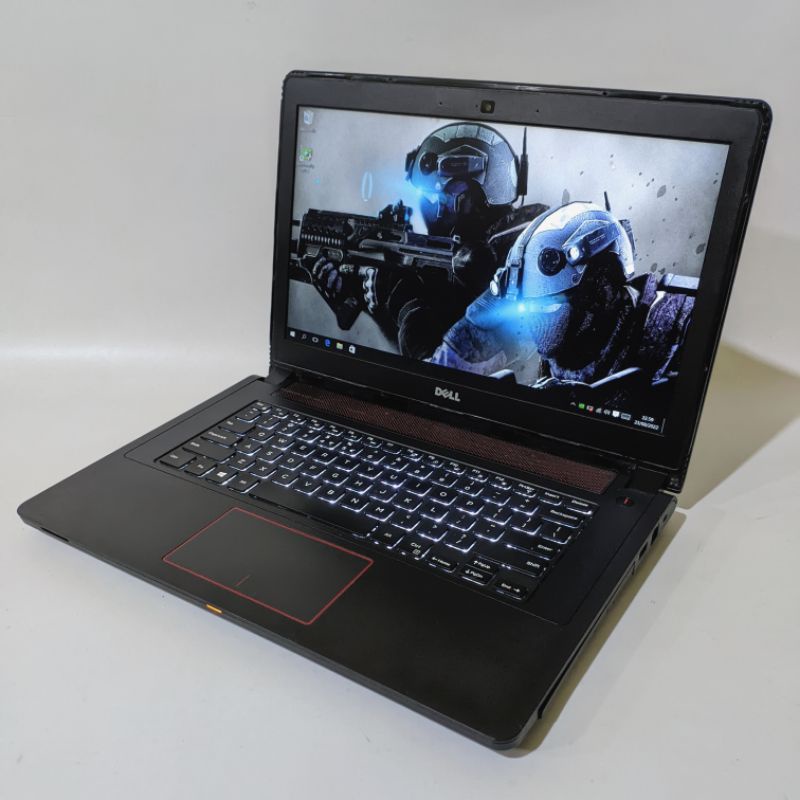 Laptop gaming Dell Inspiron 14 7000 - core i7 8core - Dual vga Nvidia GeForce GTX 850m - ram 16gb