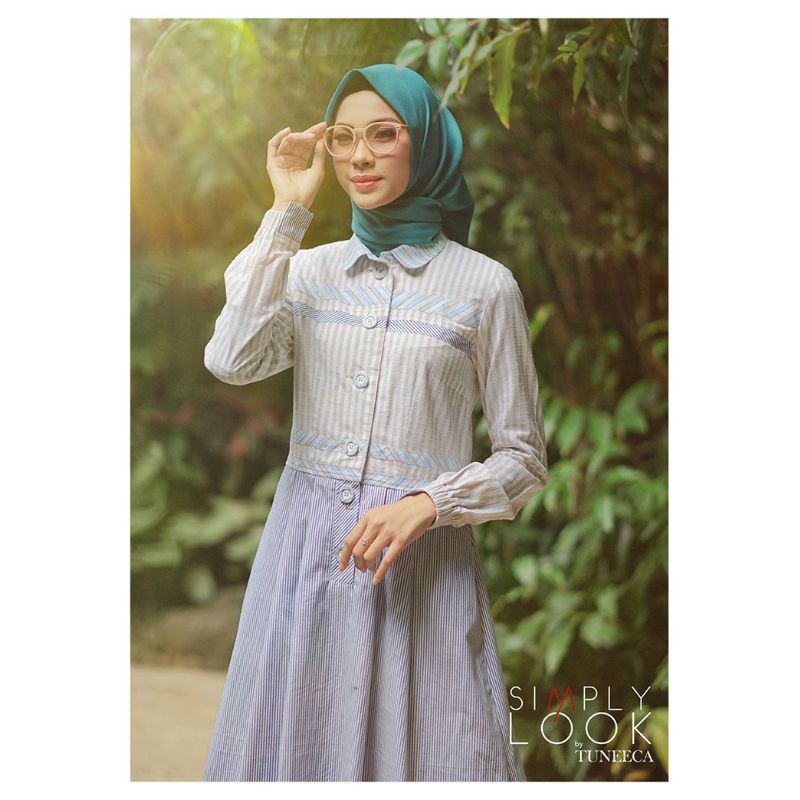 Simply Look Delicate Memories Stay In The Moment SL-0221001