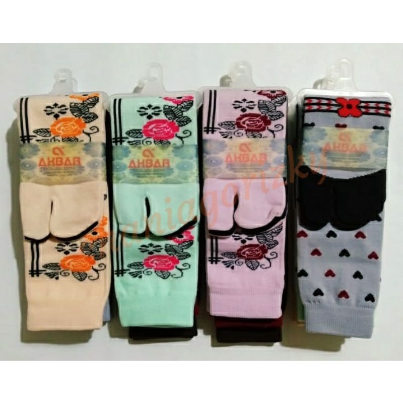 KAOS KAKI JEMPOL WANITA MUSLIMAH BAHAN NILON MOTIF RANDOM UKURAN SEBETIS TERLARIS....