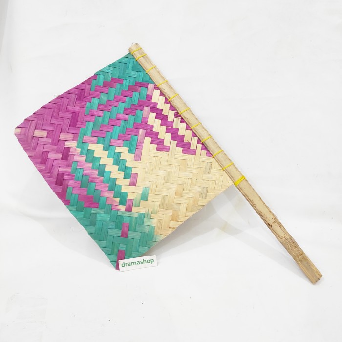 Kipas sate bahan bambu warna kecil