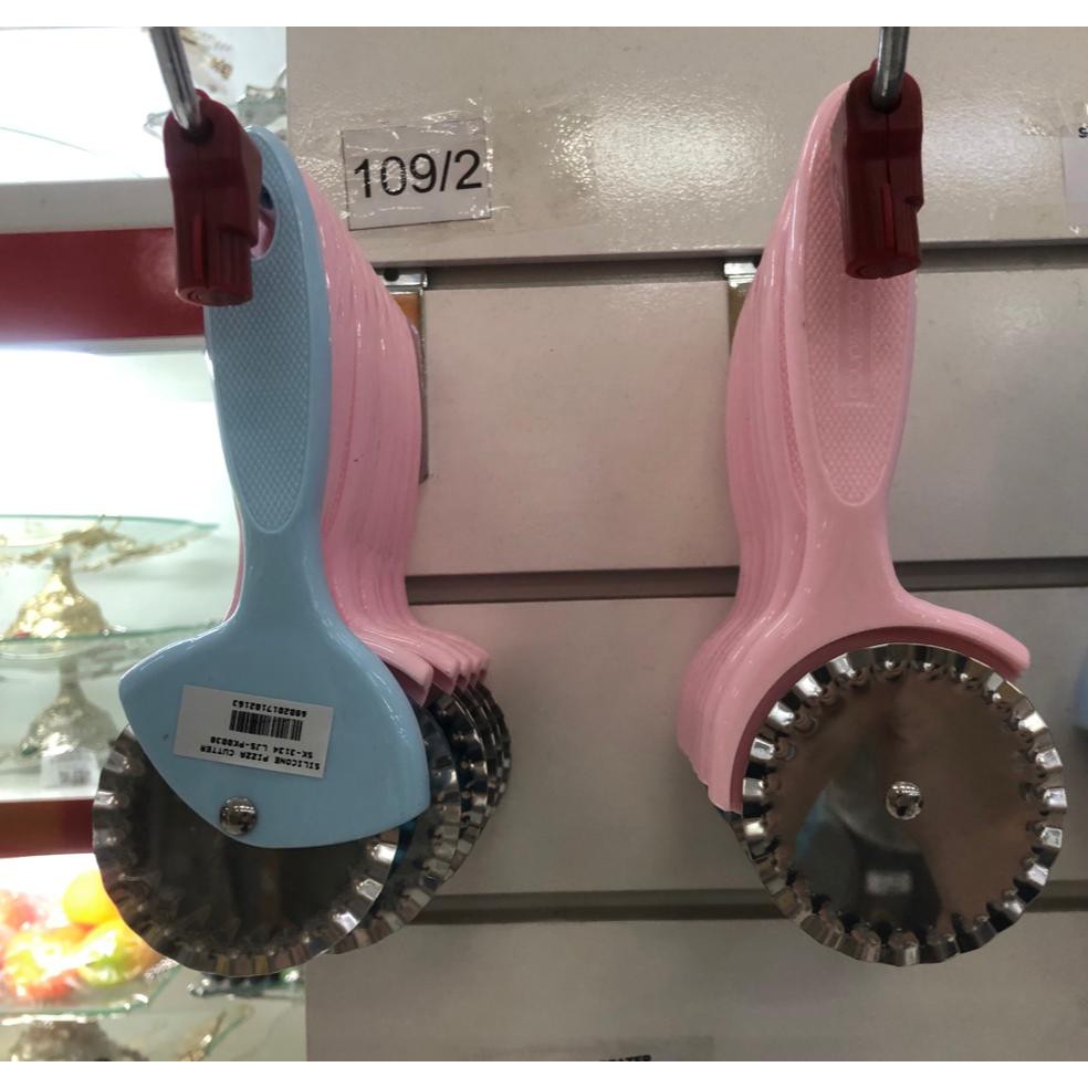 

Silicone Pizza Cutter