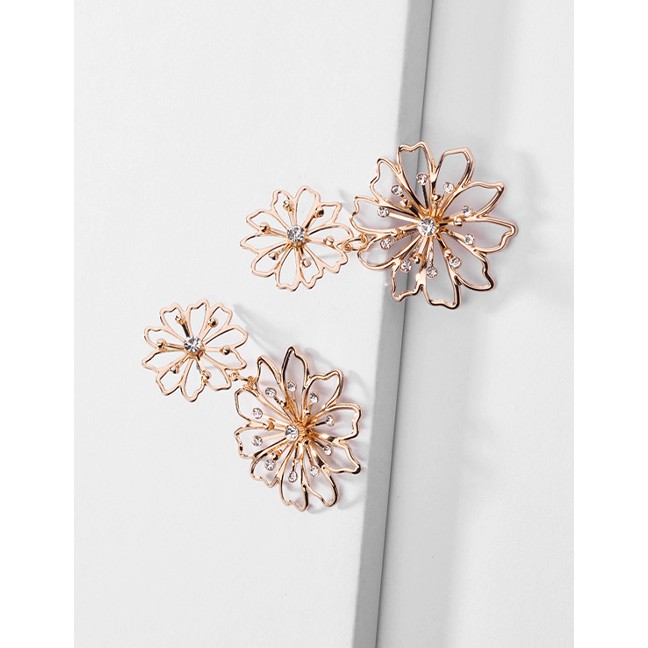 LRC Anting Tusuk Fashion Gold Openwork Gemstone Diamond Multi-layer Flower Earrings D53205