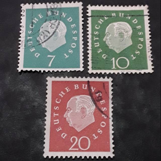 

Perangko jerman set 3 pcs seri tokoh S