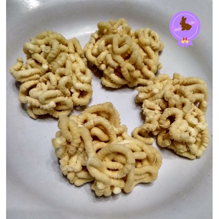 

Kue Putu Kering Gurih 250 gr