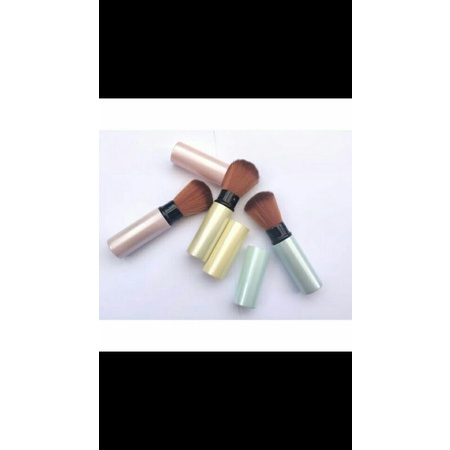 KUAS BLUSH ON TABUNG / KUAS BLUSH ON TUTUP