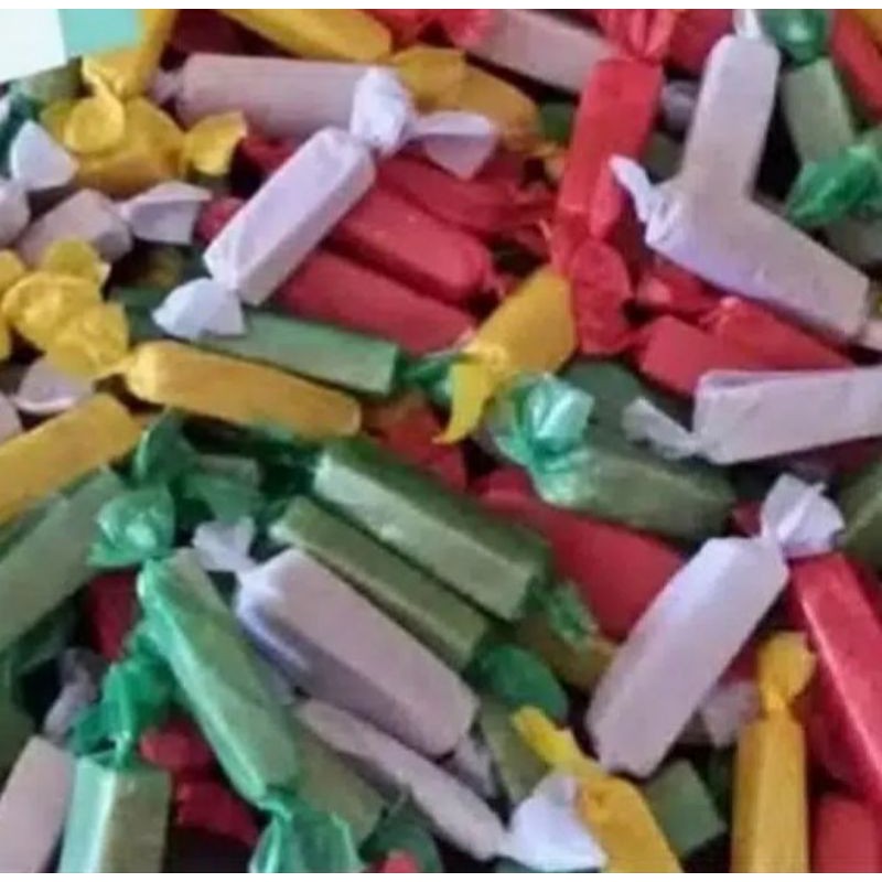 

PERMEN TAPE ENAK MANTAP KEMASAN MIKA 300GRAM