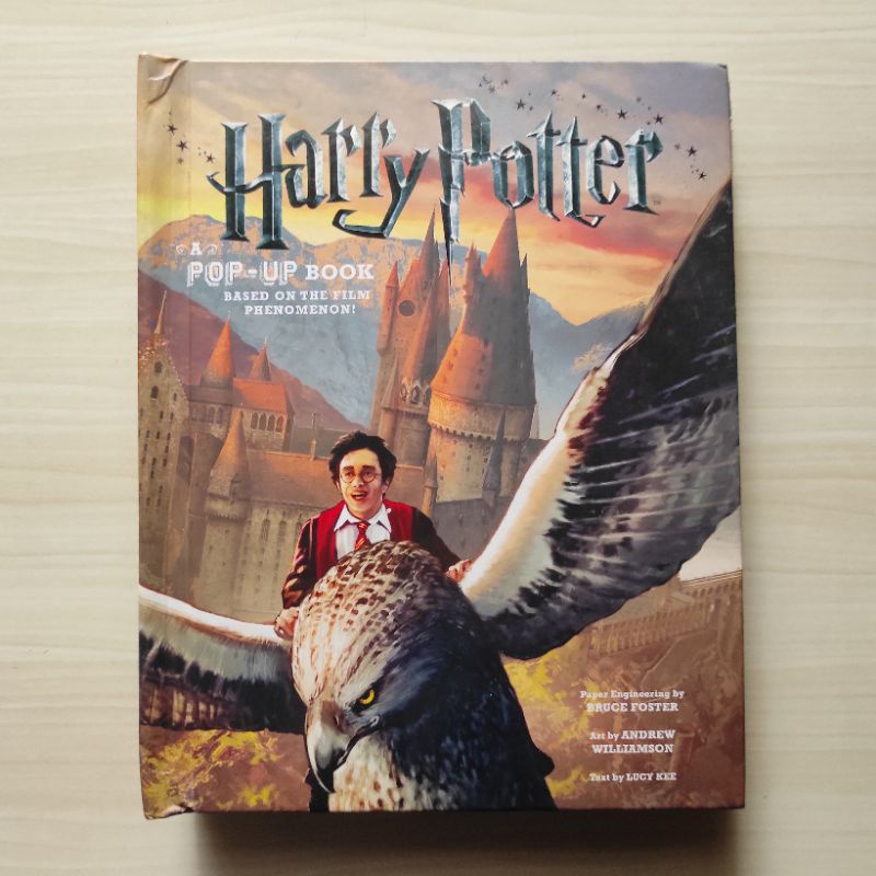 (Preloved) Harry Potter-Pop Up Book