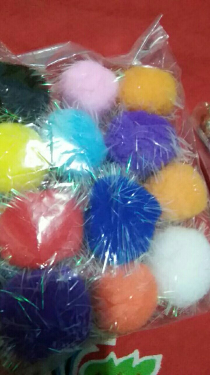 Pom-pom Kumis Uk 3cm /lusin