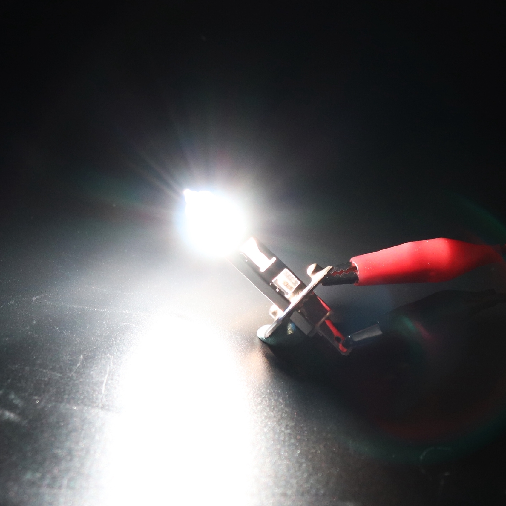 2Pcs Lampu Halogen Depan Mobil 12V H1 55W 6000K