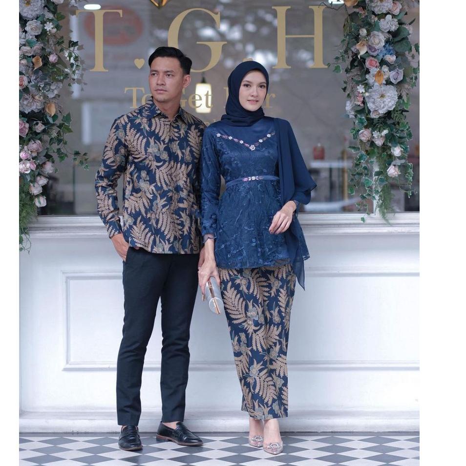 Barang Pilihan.. Set Kebaya Couple Kebaya Alyra Warna Navy Kebaya Wisuda Lamaran Kekinian Terbaru Mo