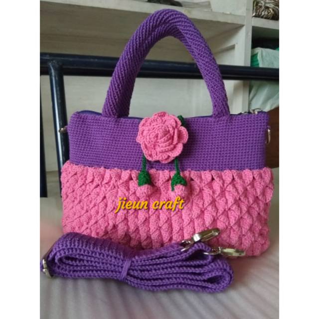 Tas rajut motif crocodile