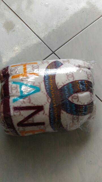 Selimut Dewasa Halus Lembut Karakter Polos Motif Murah Y2t8 Bulu Rusa 180x200 Impor Ter Terlaris
