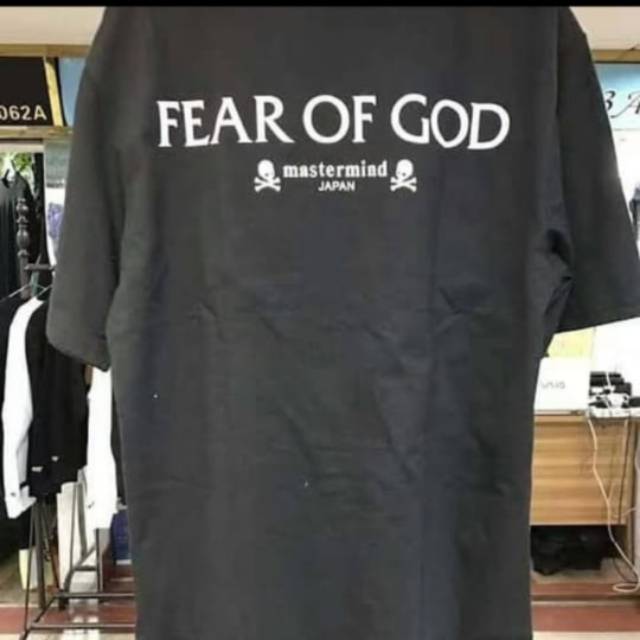 Tshirt kaos baju FEAR OF GOD MASTERMIND